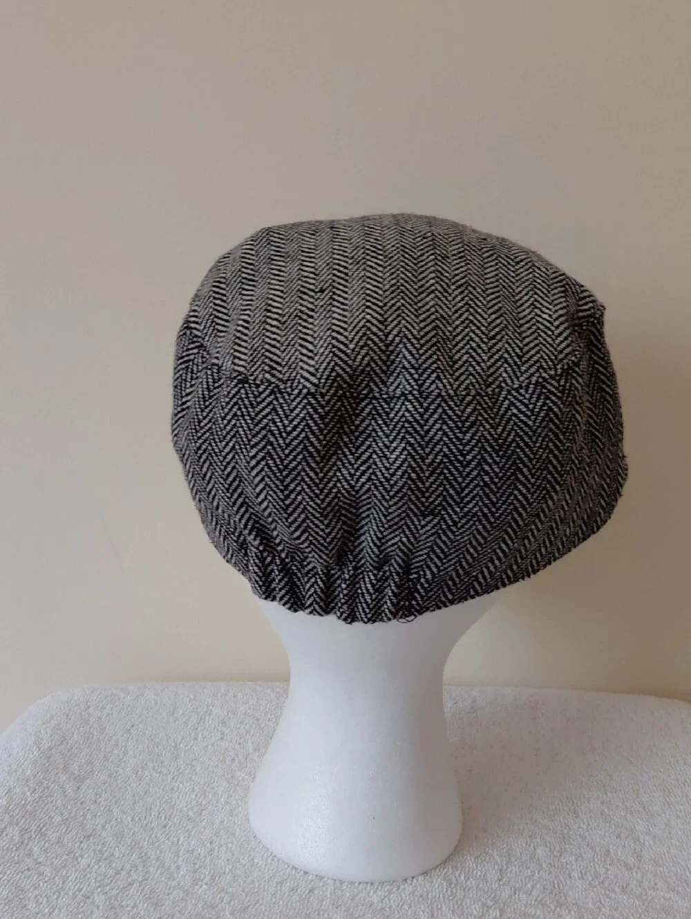 Gray Herringbone Cadet Cap with Decorative Buckle - Unbranded